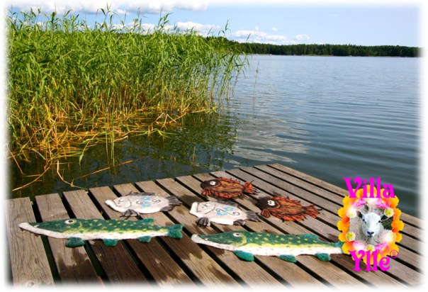 Lämpimiä kaloja Varma Fiskar Warm Fishes