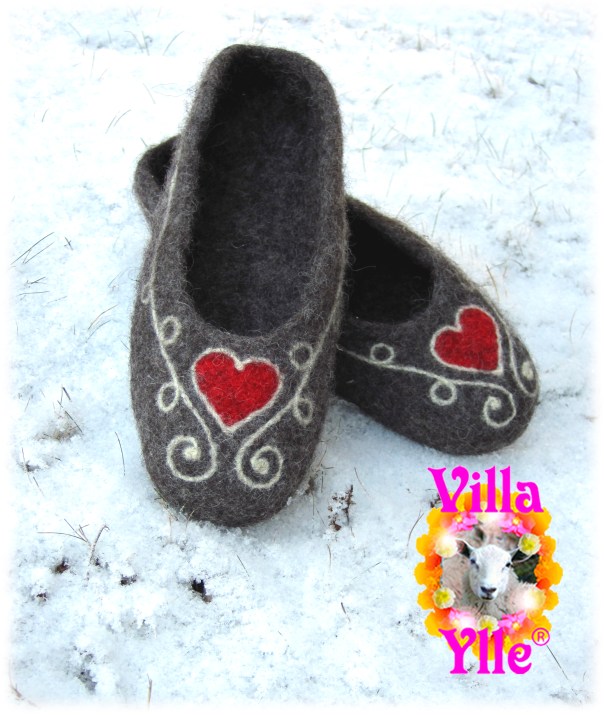 SYDÄNKÄPY huopatossut HJÄRTEVÄN filttossor  SWEETHÈART felted slippers